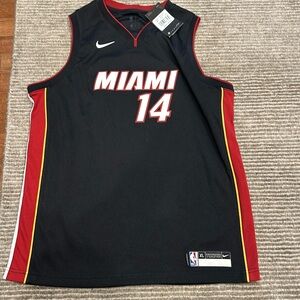 NWT Nike Miami herro 14 Jersey Kids XL